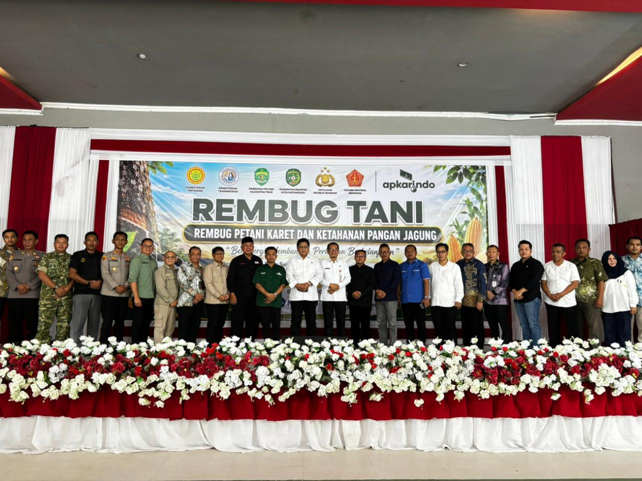 Rembug Tani dan Pengukuhan Sturktural DPW APKARINDO KALTIM