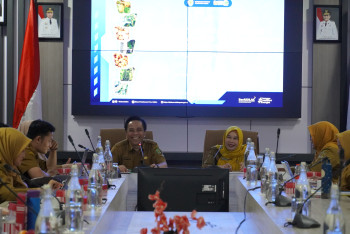 Disbun Kaltim menerima kunjungan Tim Driver Provinsi untuk melaksanakan kegiatan Pemantauan dan Evaluasi (Monev) Pelaksanaan PUG Tahun 2026